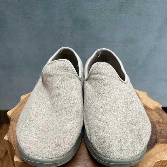 Allbirds wool Loafers -size 10.  Tan upper and green sole. - Picture 3 of 7